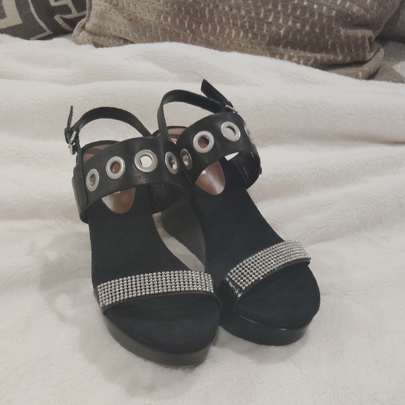 Donald J. Pliner Shoes - Donald J Pliner Wedge Heel Sandals